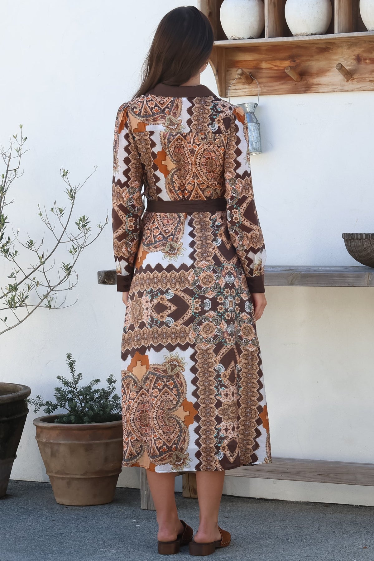 Booker Midi Dress - Long Sleeve Shirt Dress with Contrast Hemlines in Frankie Print