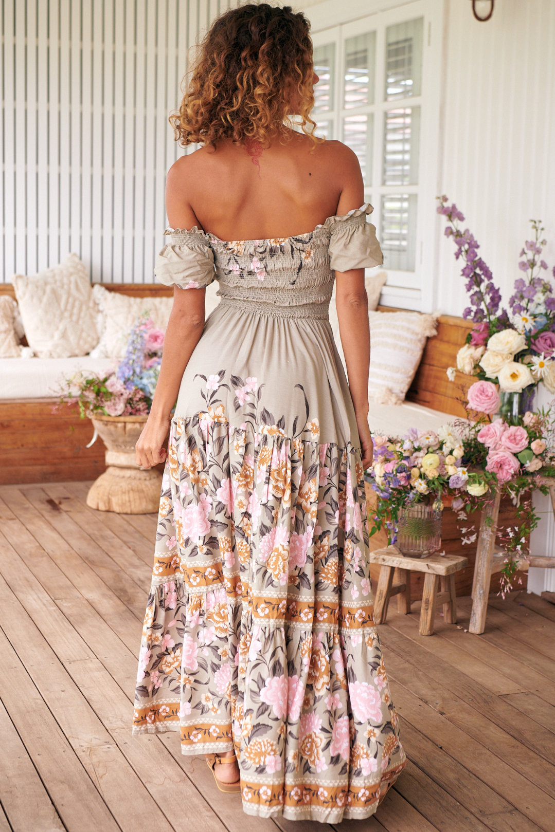 JAASE - Claudette Maxi Dress: On or Off Shoulder Elasticated Bodice Short Balloon Sleeve Dress in Adore You Print