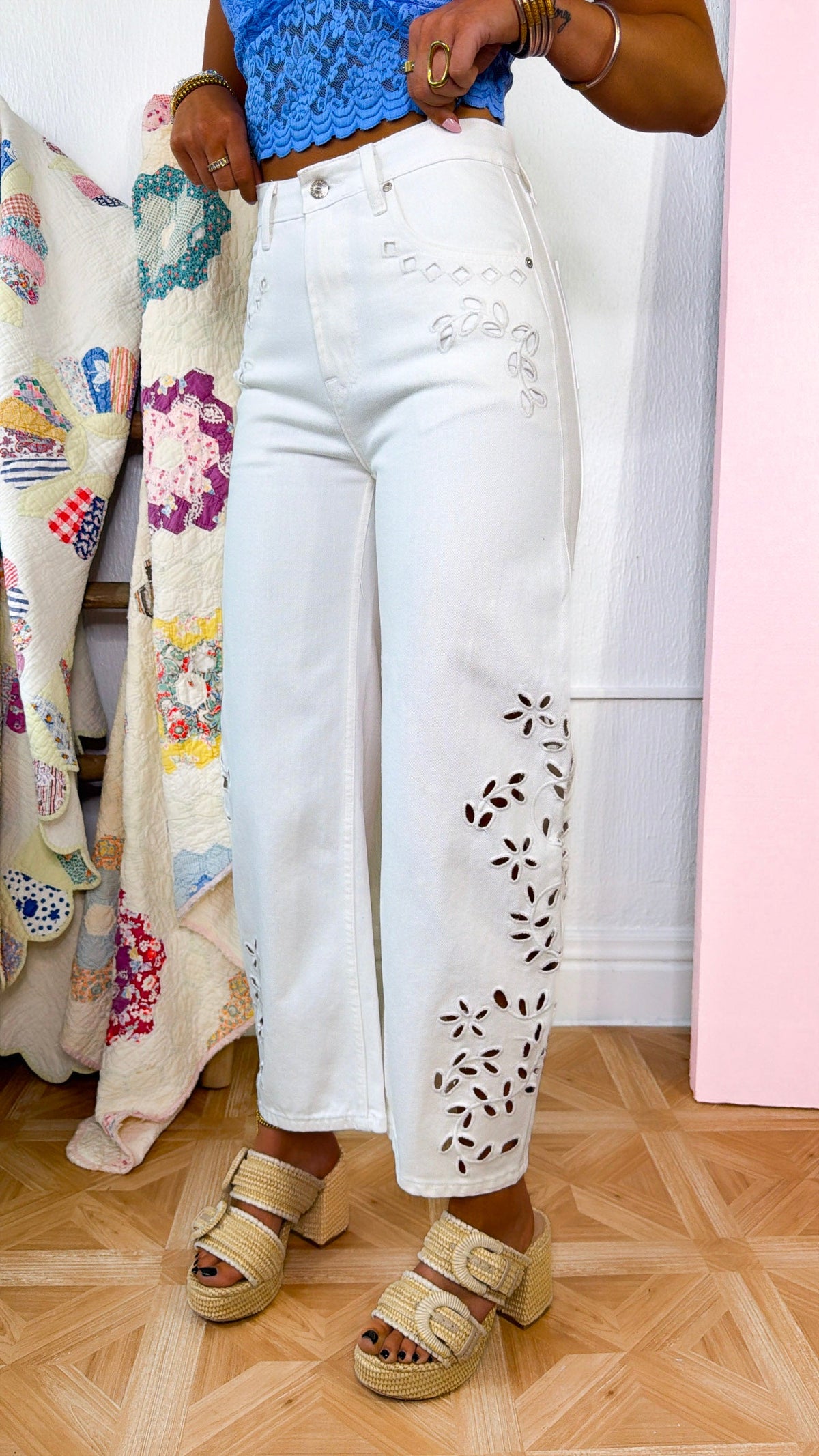 Eyelet Floral Barrel Jeans, White