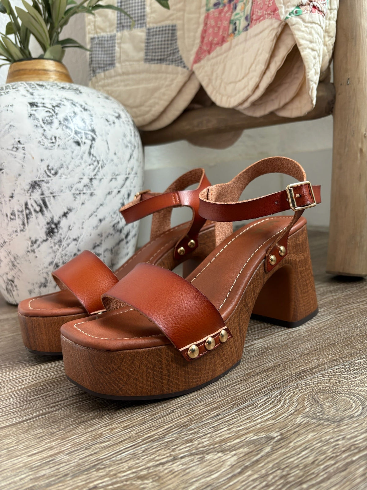 Portofino Wedge Sandal, Cognac