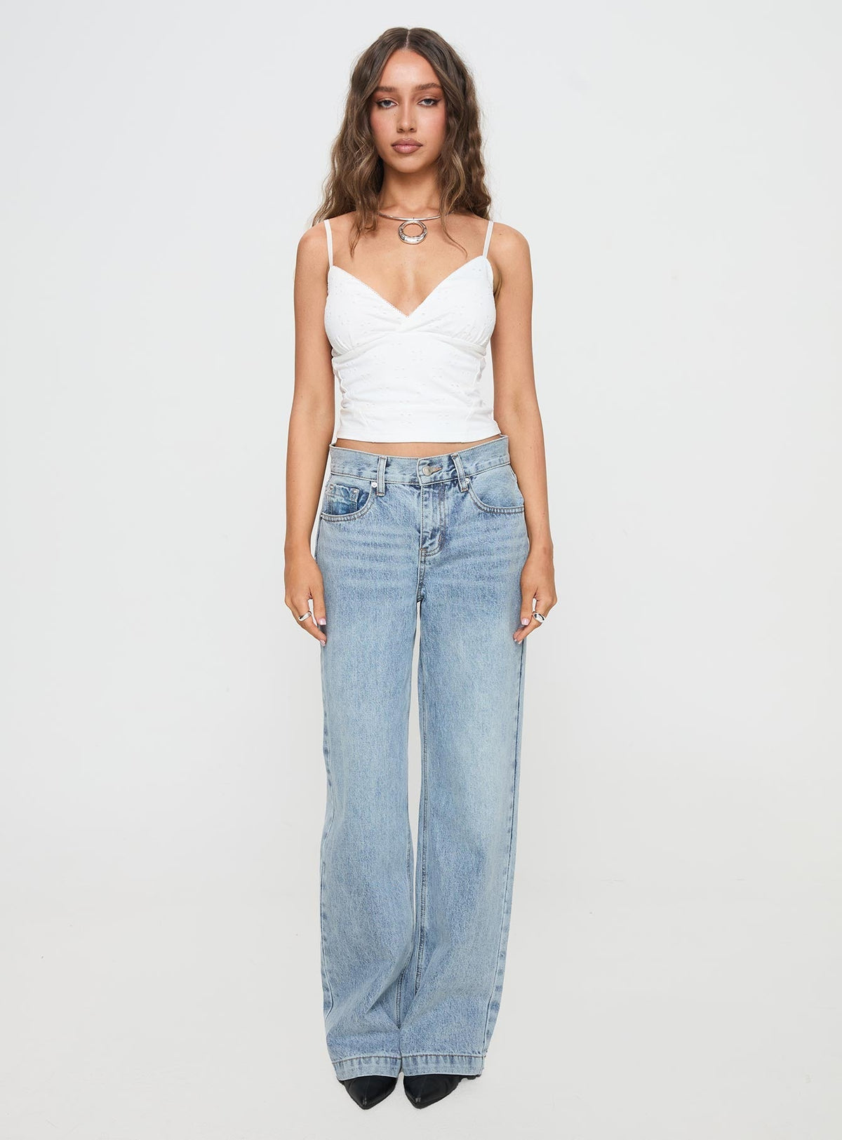 Anelli Low Rise Straight Leg Jeans Light Blue Wash