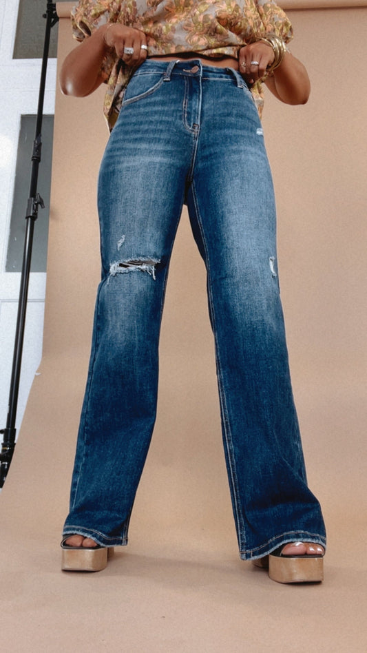 High Rise Distressed Detail Wide Leg Jeans, Dark RISEN