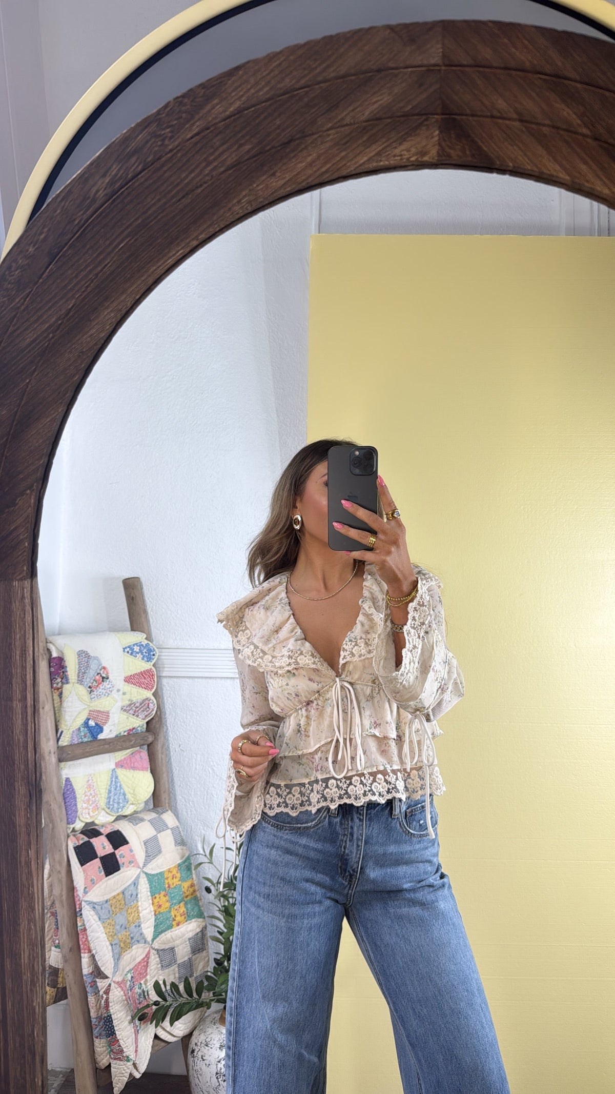 Dainty Pearl Floral Top, Sand