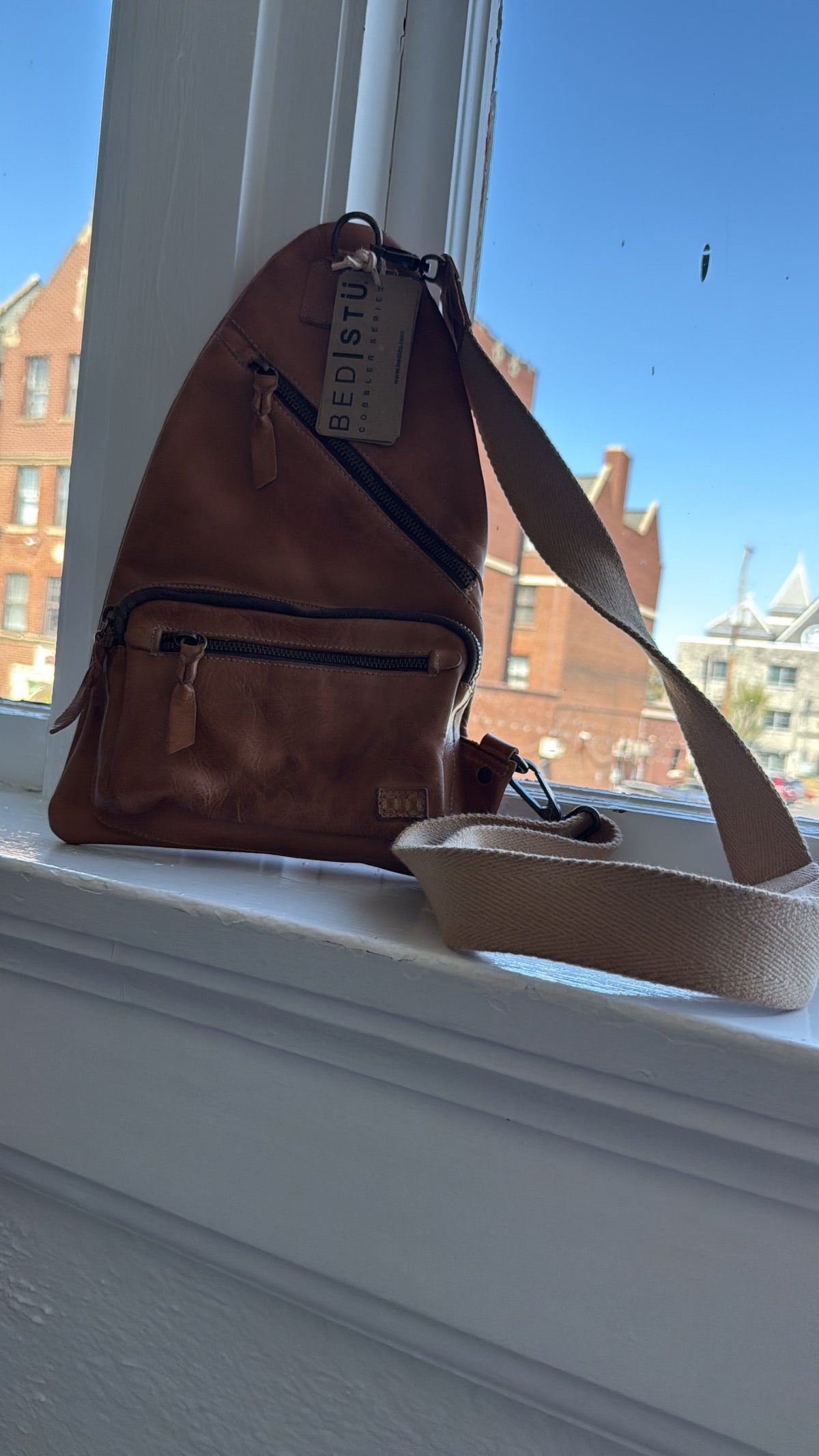 BedStu Andie, Tan Rustic