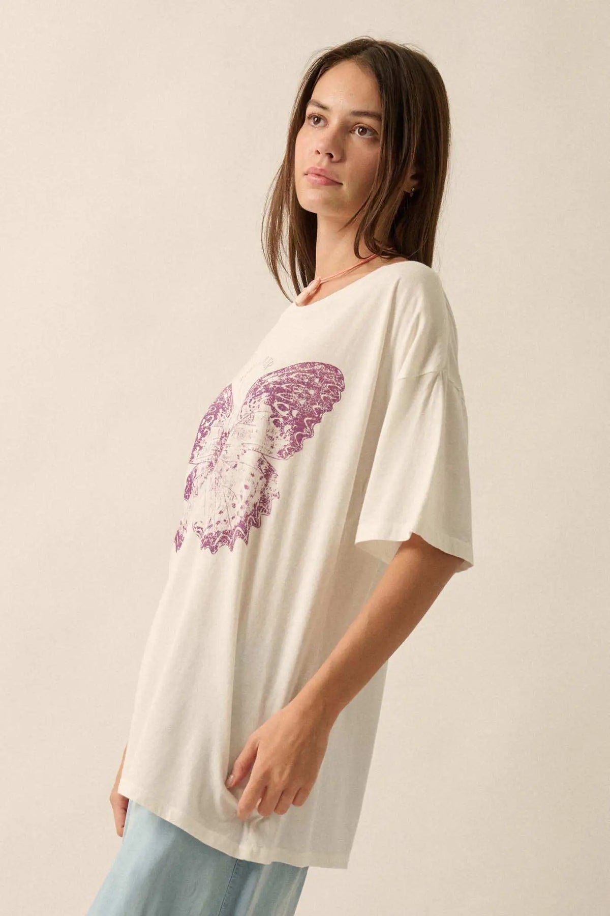 Lover Butterfly Oversize Graphic Tee