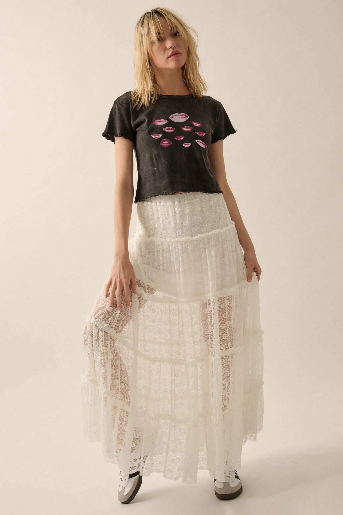 Lucious Lips Cropped Lettuce-Edge Graphic Baby Tee