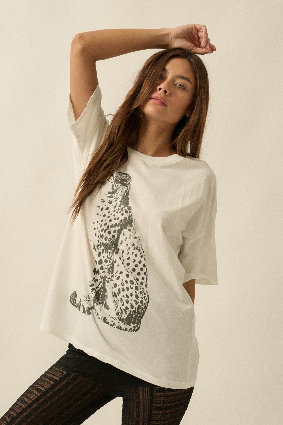 Chill Cheetah Oversize Vintage Graphic Tee