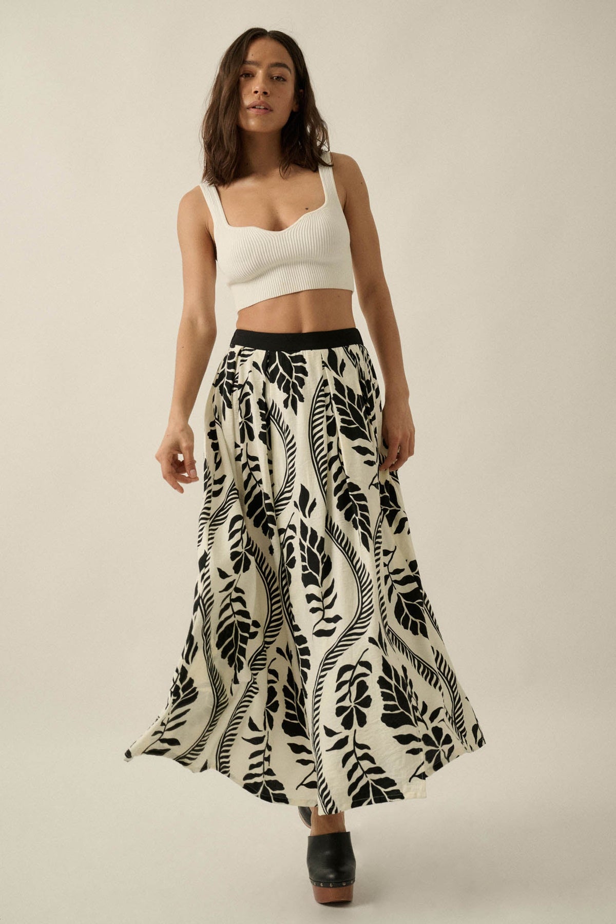 Jungle Cruise Tropical-Print Pleated Wrap Maxi Skirt