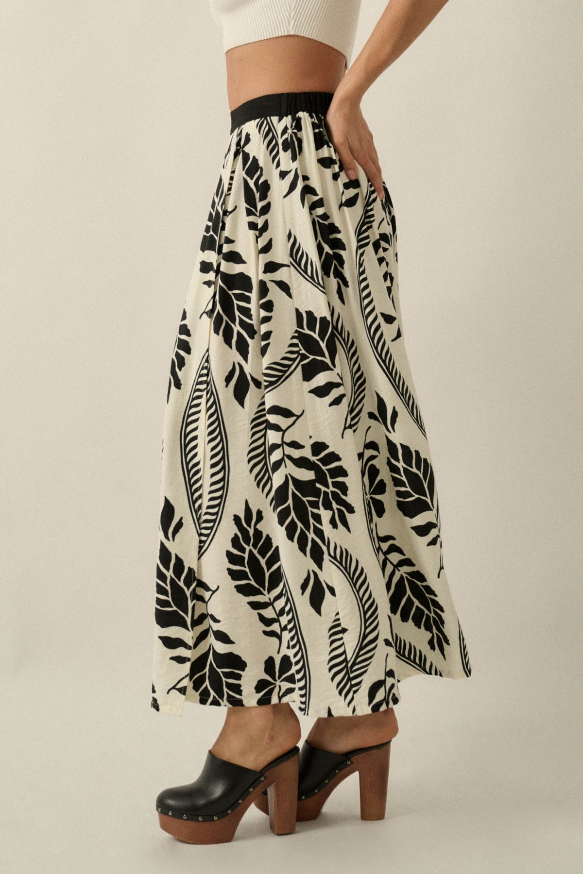Jungle Cruise Tropical-Print Pleated Wrap Maxi Skirt