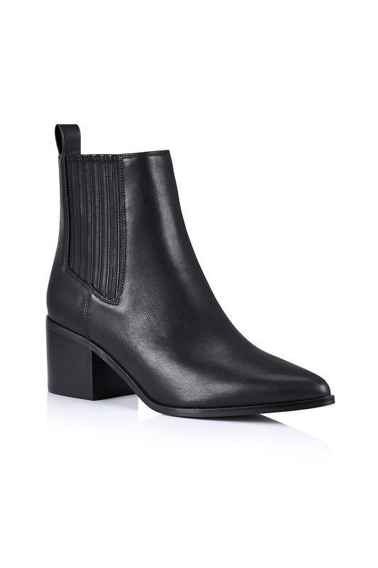 Fillipin Chelsea Ankle Boots - Black Softee