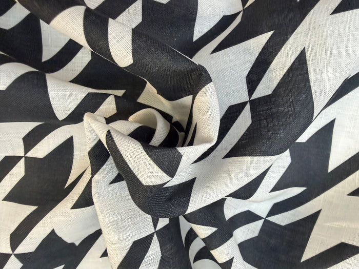 Linen Print - Bold Houndstooth - Black & White