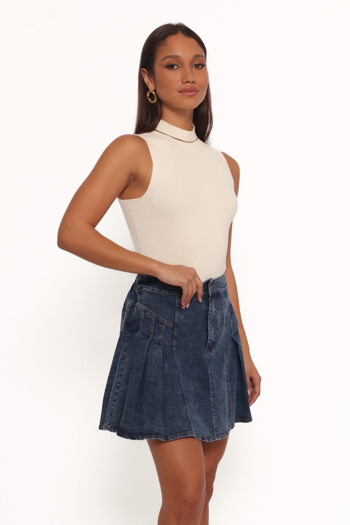Alek Pleated Mini Skirt - Mid Wash Denim