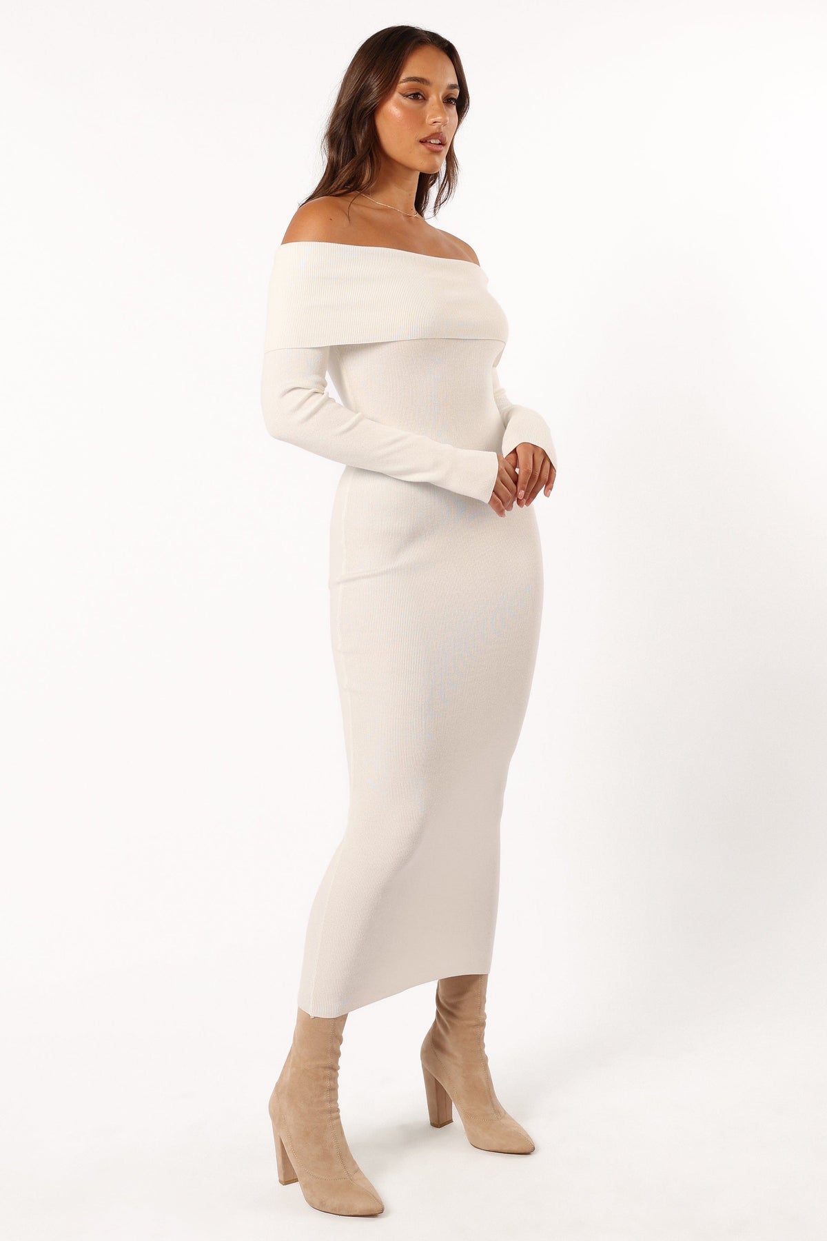 Archie Off the Shoulder Midi Dress - White
